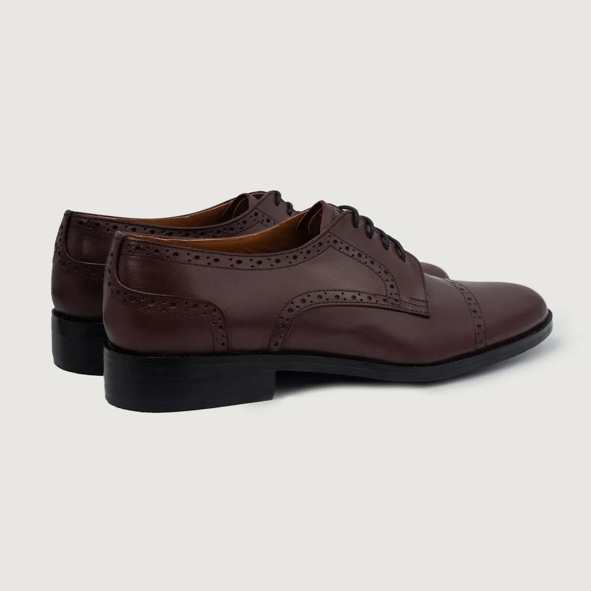 High-Traction Rubber Outsole & Lug Tread Pattern on Dirk Brogues Derby Kastanjebrun Lædersko til Mænd For Men