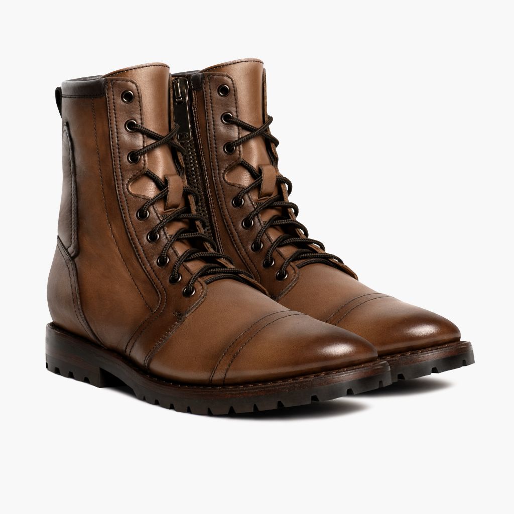 Casa Moto Amber Wheat Læderstøvler til Mænd in Classic Full-Grain Leather - Forfra med skræddersyet silhuet | Køb online