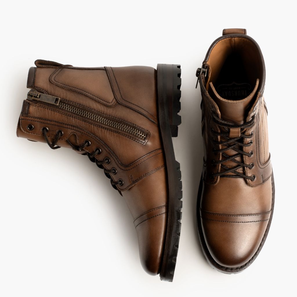 Nærbillede of Classic Collar & Heavy-Duty Zipper Hardware on Casa Moto Amber Wheat Læderstøvler til Mænd