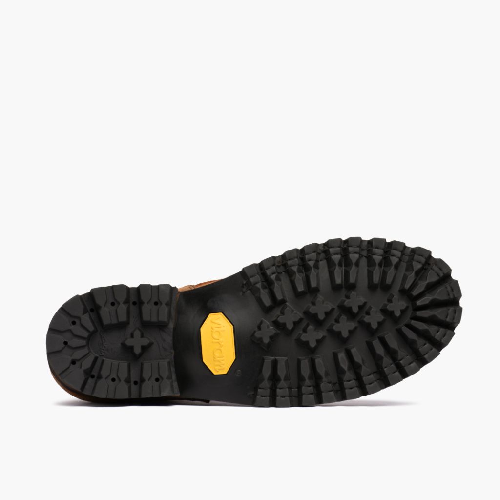 High-Traction Rubber Outsole & Lug Tread Pattern on Challenger Badland Læderstøvler til Mænd