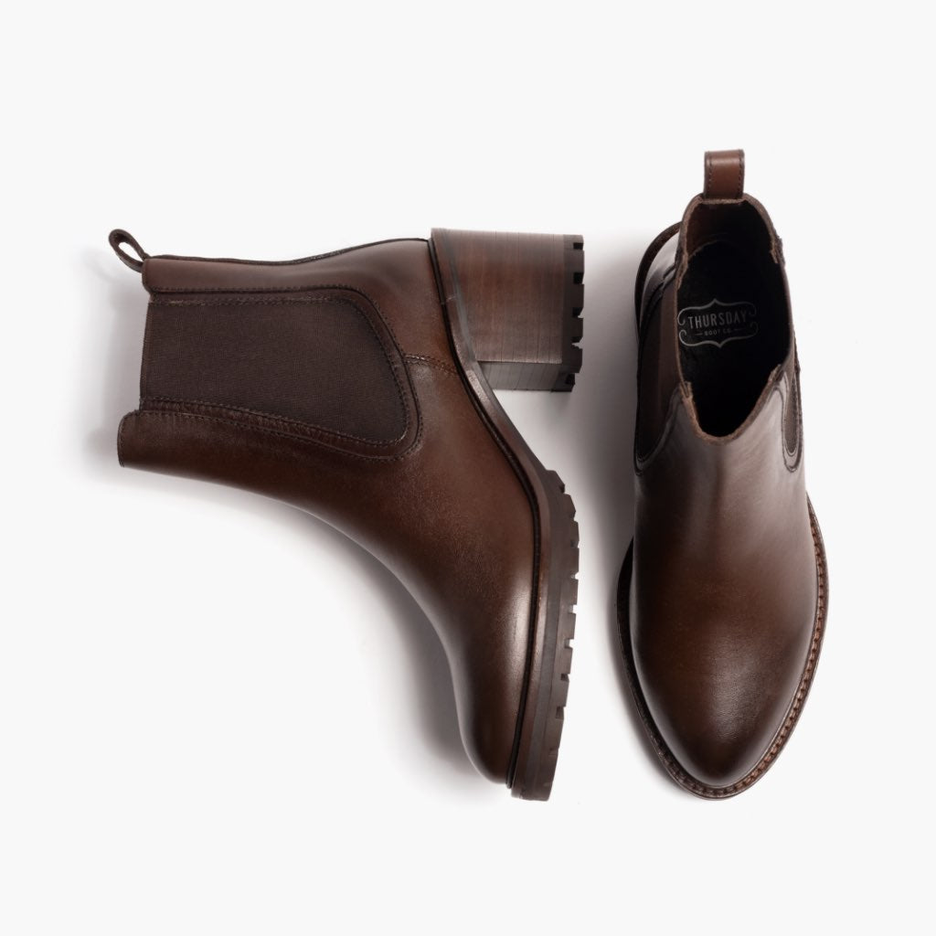 High-Traction Rubber Outsole & Lug Tread Pattern on Knockout Chocolate Læderstøvler til Damer