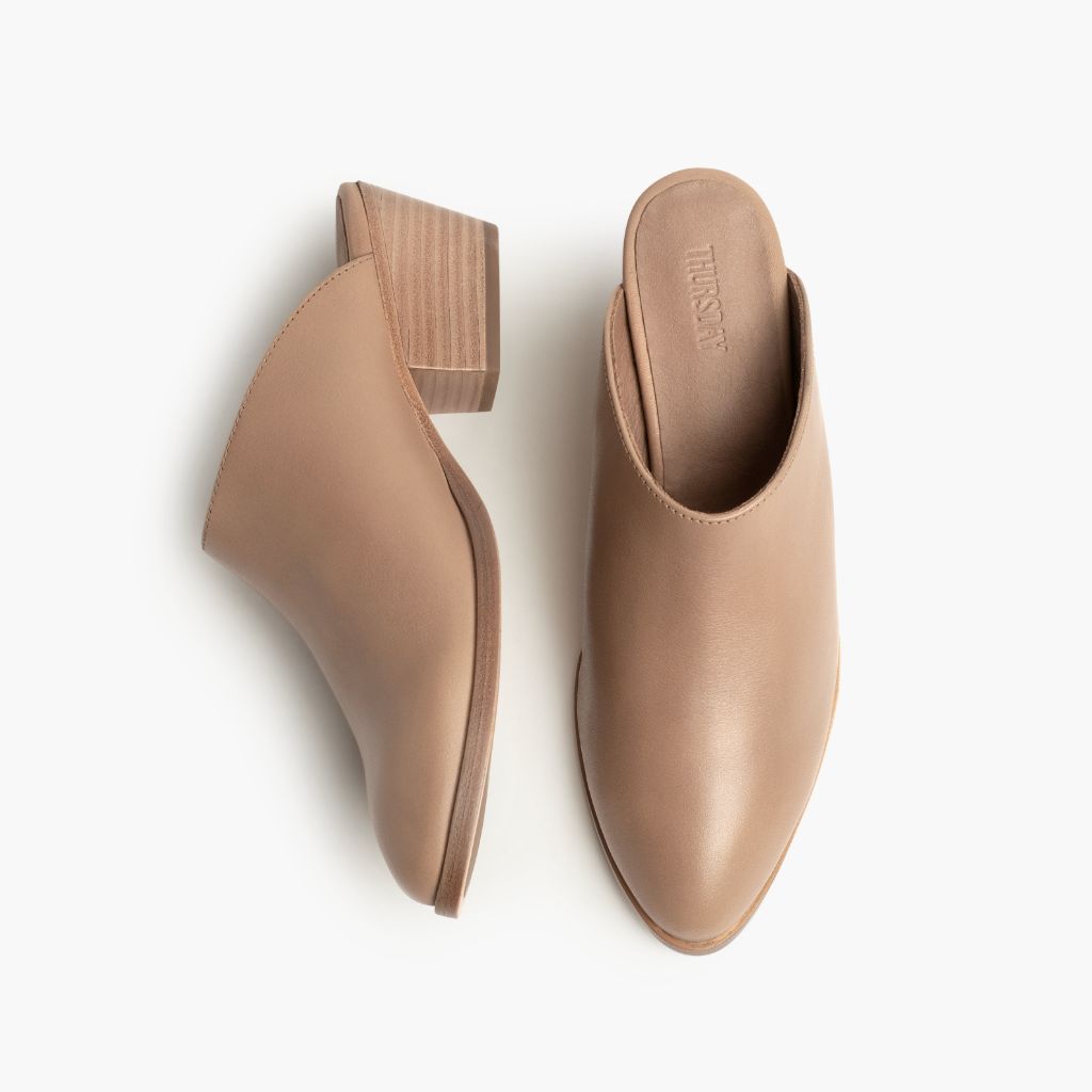 Breeze Milk Coffee Læderstøvler til Damer - Forstærket hælkappe og præcise dobbeltsyninger