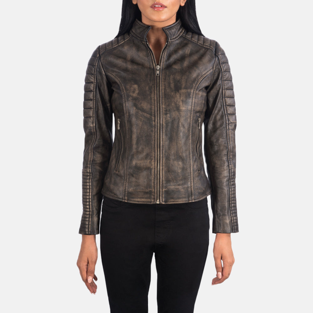 
Nærbillede of Band & Zipper Hardware on Adalyn Quiltet Distressed Brun Bikerjakke i Læder til Damer