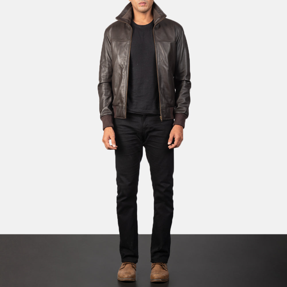 
Nærbillede of Rib Knit & Zipper Hardware on Air Rolf Mocha Brown Leather Bomber Jacket