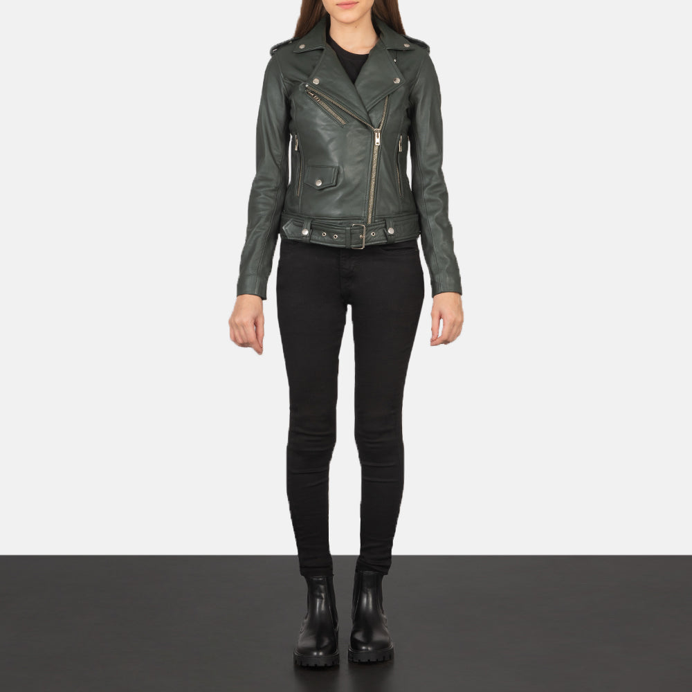 Women's Alison Green Læder Bikerjakke til Kvinder - Lateral Side Profile View Showing Sleeve Cut &amp; Athletic Taper Fit