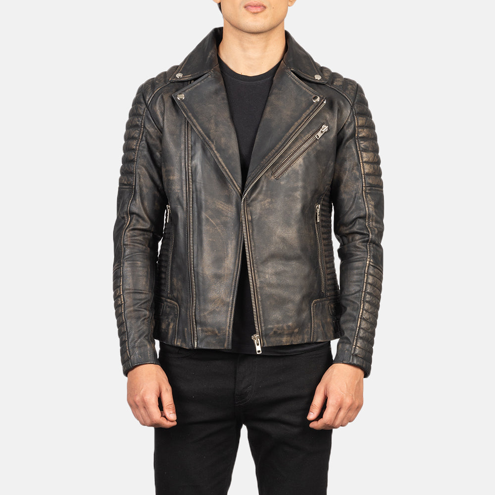 
Håndværksmæssig kantdetalje på Armand Green Suede Biker Jacket