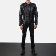 Armstrong Sort Læder Bikerjakke til Mænd - Lateral Side Profile View Showing Sleeve Cut &amp; Athletic Taper Fit