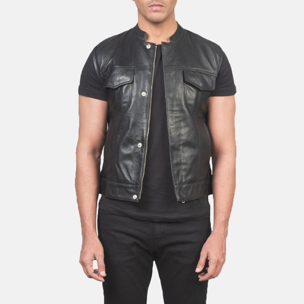 
Atlas Moto Sort Lædervest til Mænd in Black Sheepskin Leather - Forfra med skræddersyet silhuet | Køb online