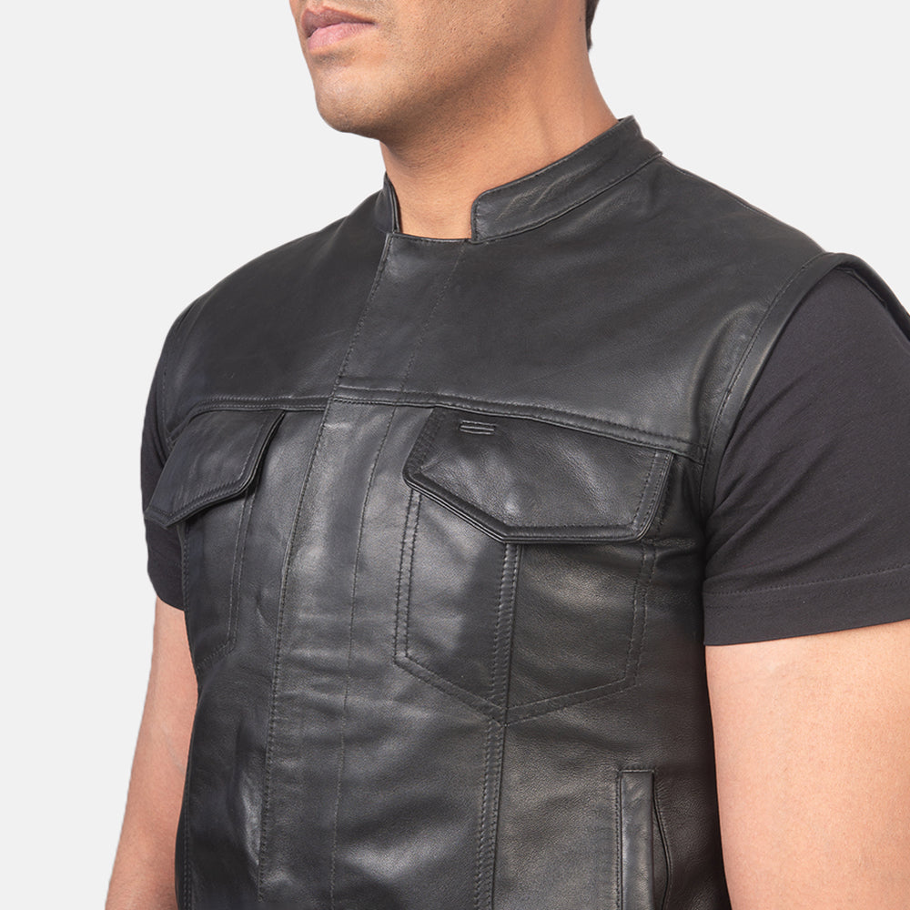 
Indvendig visning Showing Quilted Polyester Lining & To funktionelle inderlommer