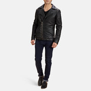 Men's Sort Studded Læder Bikerjakke til Mænd - Lateral Side Profile View Showing Sleeve Cut &amp; Athletic Taper Fit
