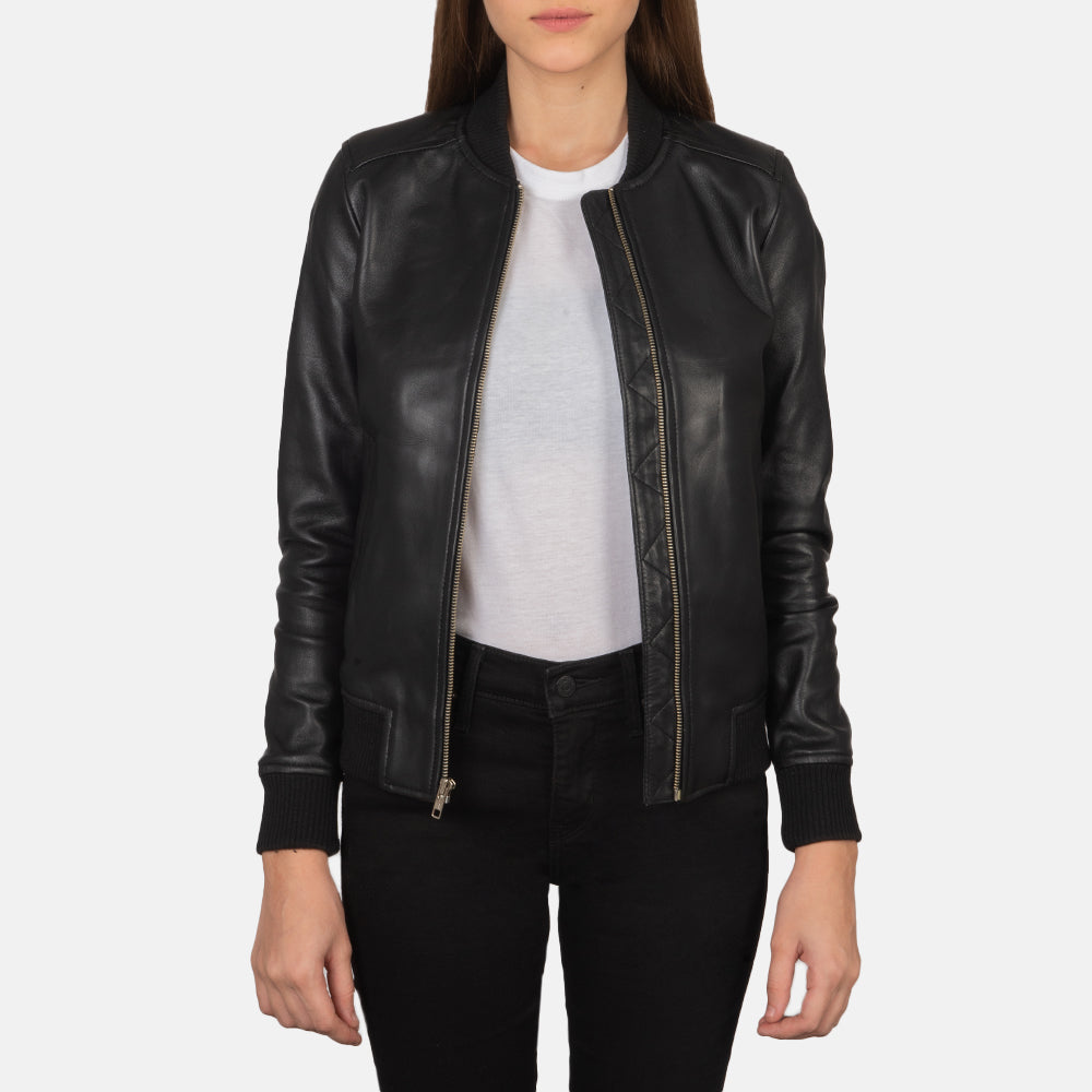 Women's Bliss Sort Læder Bomberjakke til Kvinder in Black Sheepskin Leather - Front Profile View &amp; Tailored Silhouette | Buy Online