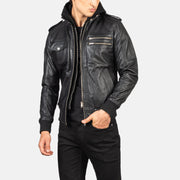 
Indvendig visning Showing Quilted Polyester Lining & To funktionelle inderlommer