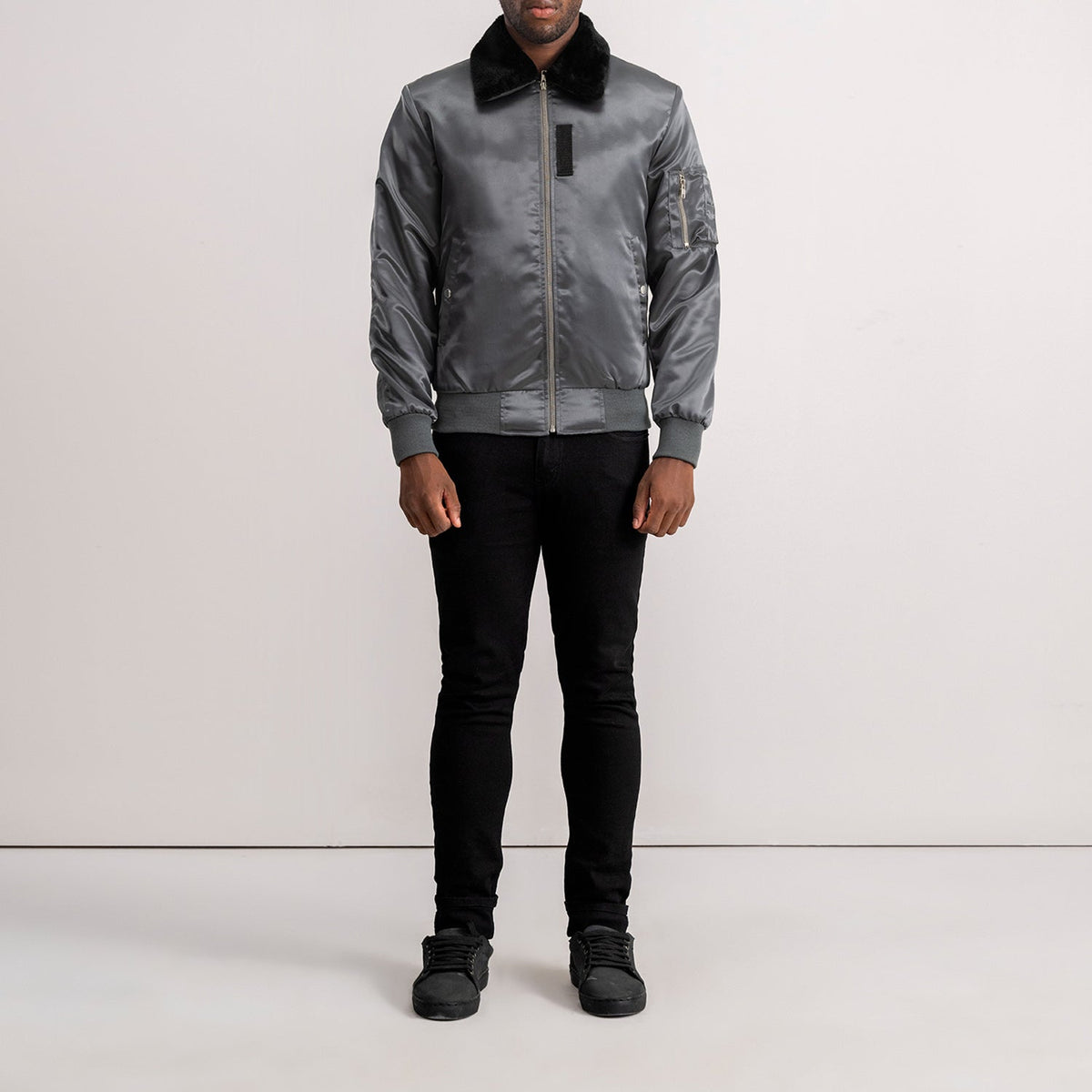 Close-Up Detail of Removable faux fur collar &amp; Zipper Hardware on Clyde B-15 Grey Bomber Jacket