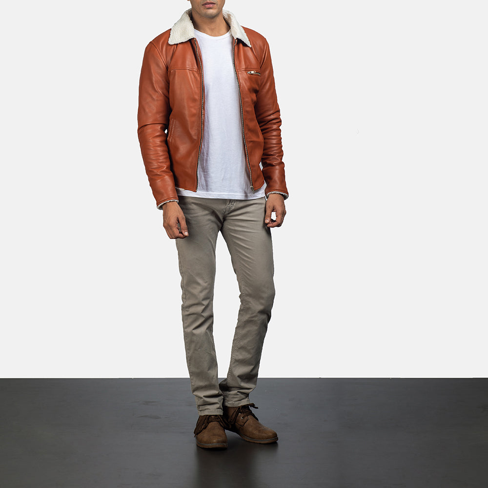 Men's Dan Frost Lys brun Shearling Læderjakke til Mænd - Lateral Side Profile View Showing Sleeve Cut &amp; Athletic Taper Fit