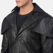 
Nærbillede of Classic Collar & Buttons + Belt Hardware on Deux Sort Leather Duster til Mænd