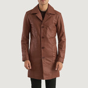 Close-Up Detail of Notch &amp; Button Hardware on Don Long Brun Leather Coat til Mænd