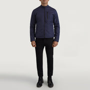 Elliot Blue Lightweight Læderjakke til Mænd - Lateral Side Profile View Showing Sleeve Cut &amp; Athletic Taper Fit
