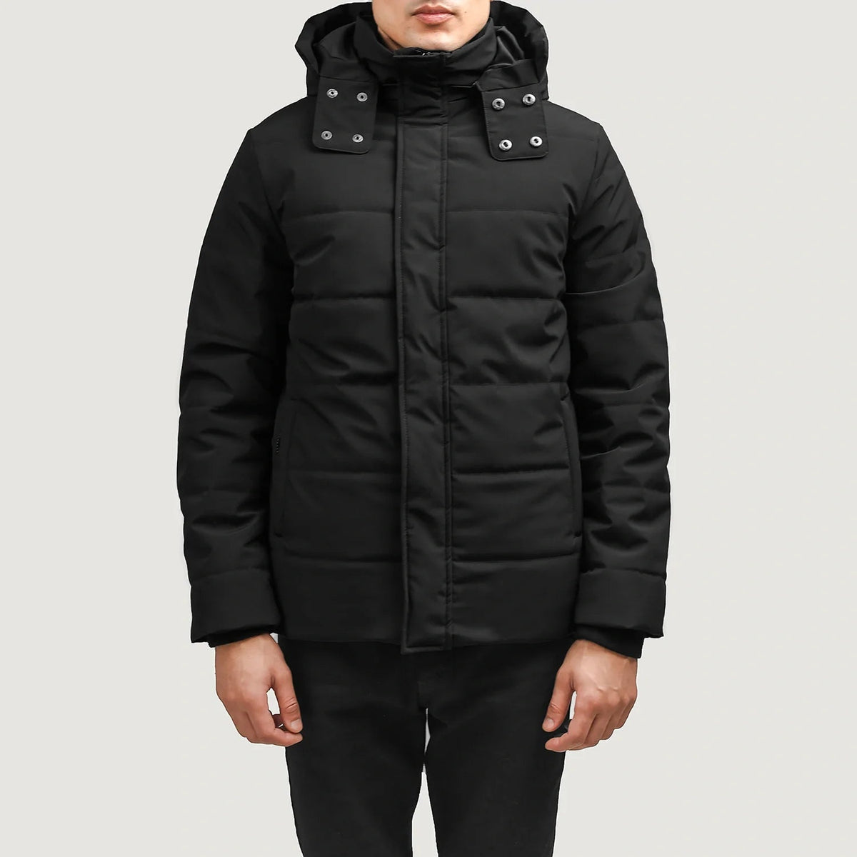 Exton Sort Hooded Down Puffer Læderjakke til Mænd in Black Full-Grain Leather - Front Profile View &amp; Tailored Silhouette | Buy Online