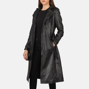 
Fixon Hooded Sort Trenchcoat i Læder til Damer in Black Sheepskin Leather - Forfra med skræddersyet silhuet | Køb online