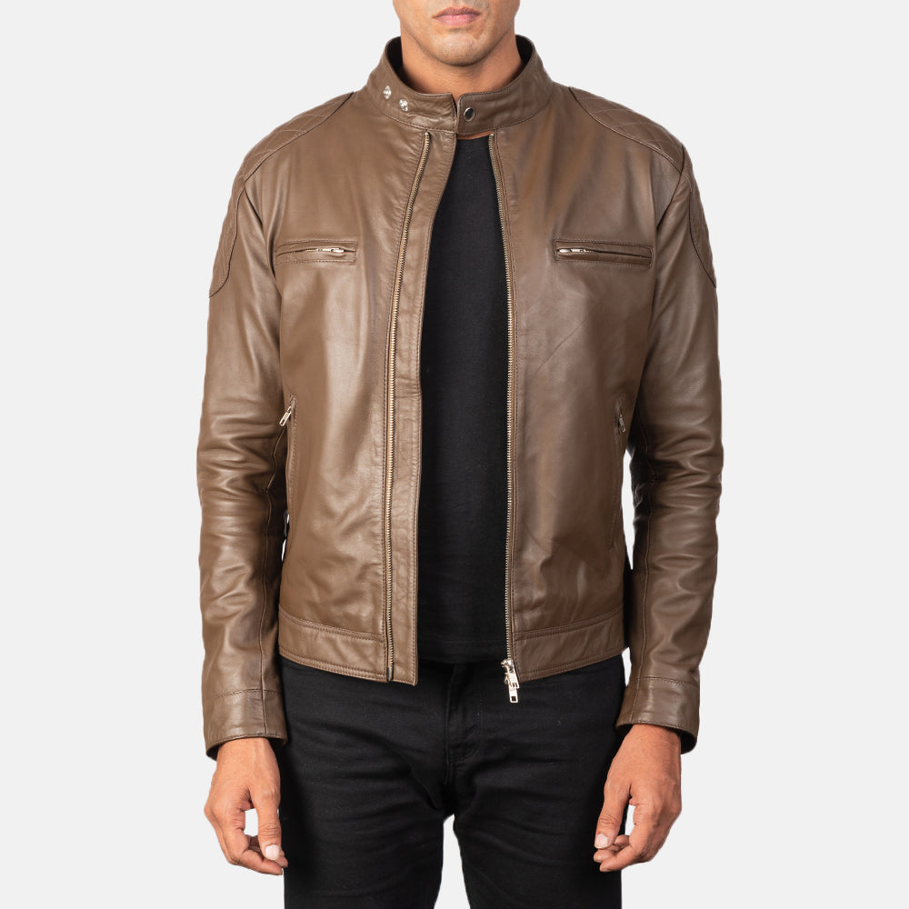 Gatsby Mocha Læder Bikerjakke til Mænd in Dark Brown Sheepskin Leather - Front Profile View &amp; Tailored Silhouette | Buy Online