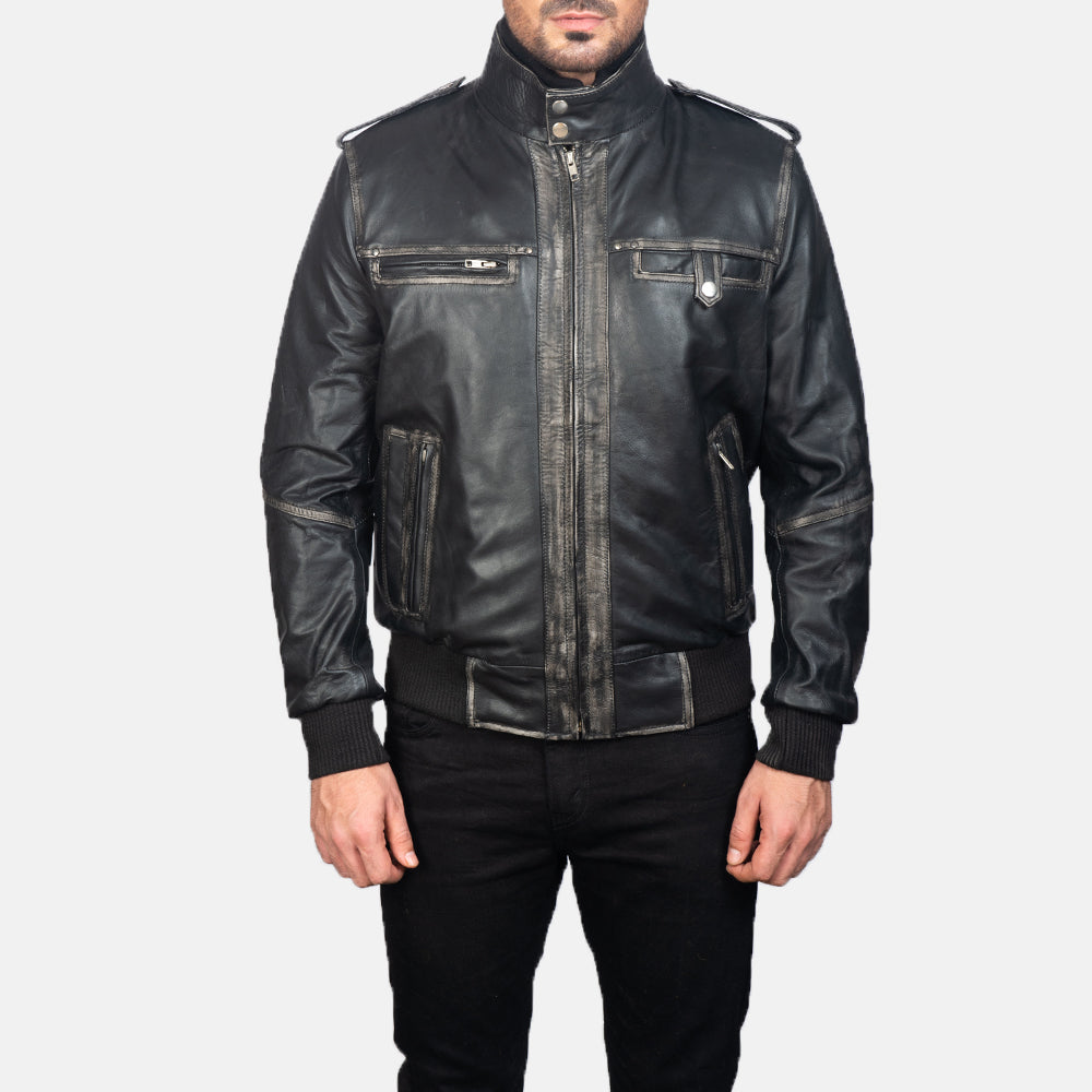 Glen Street Sort Læder Bomberjakke til Mænd in Black Cowhide Leather - Front Profile View &amp; Tailored Silhouette | Buy Online