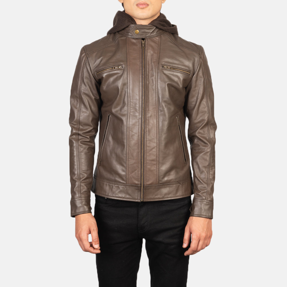 
Nærbillede of Band with Snap Button & Zipper Hardware on Hector Brun Hooded Bikerjakke i Læder til Mænd