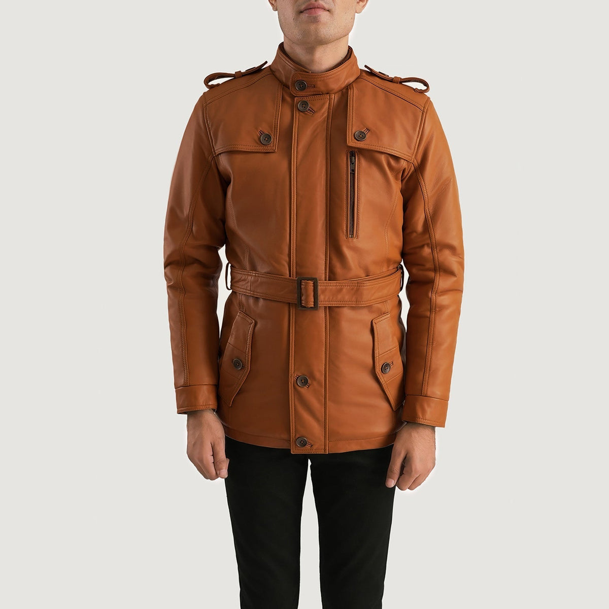 
Nærbillede of Band (Buttoned) & Zipper with Button Flap Hardware on Hunter Lysebrun Brun Fur Læderjakke til Mænd