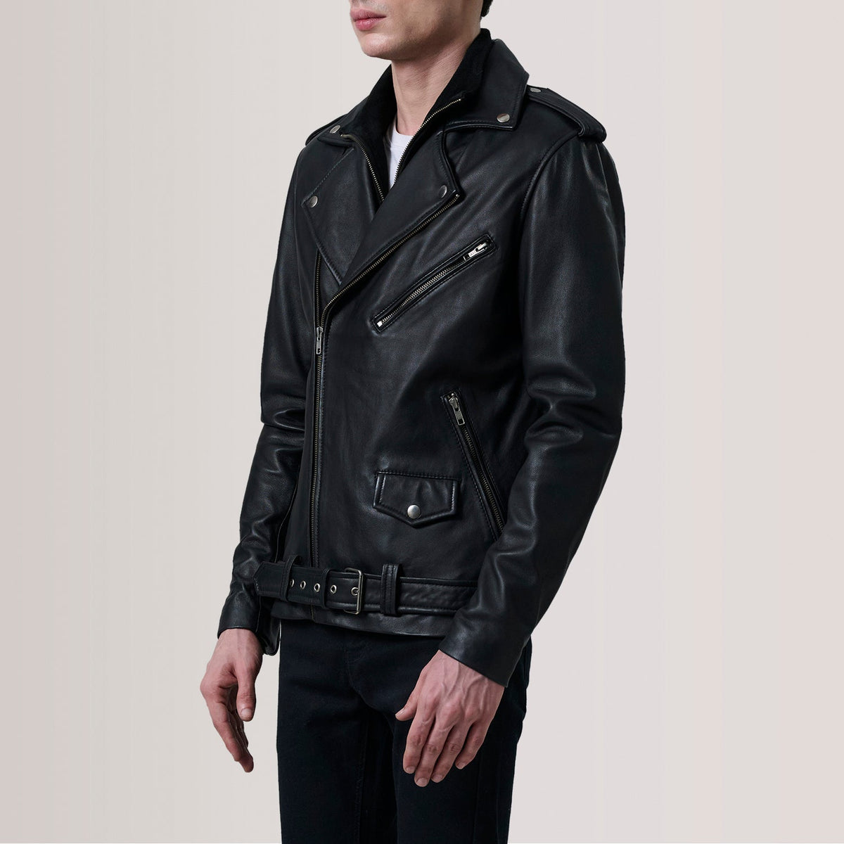 Kole Sort Leather Double Rider Læderjakke til Mænd For Men - Lateral Side Profile View Showing Sleeve Cut &amp; Athletic Taper Fit