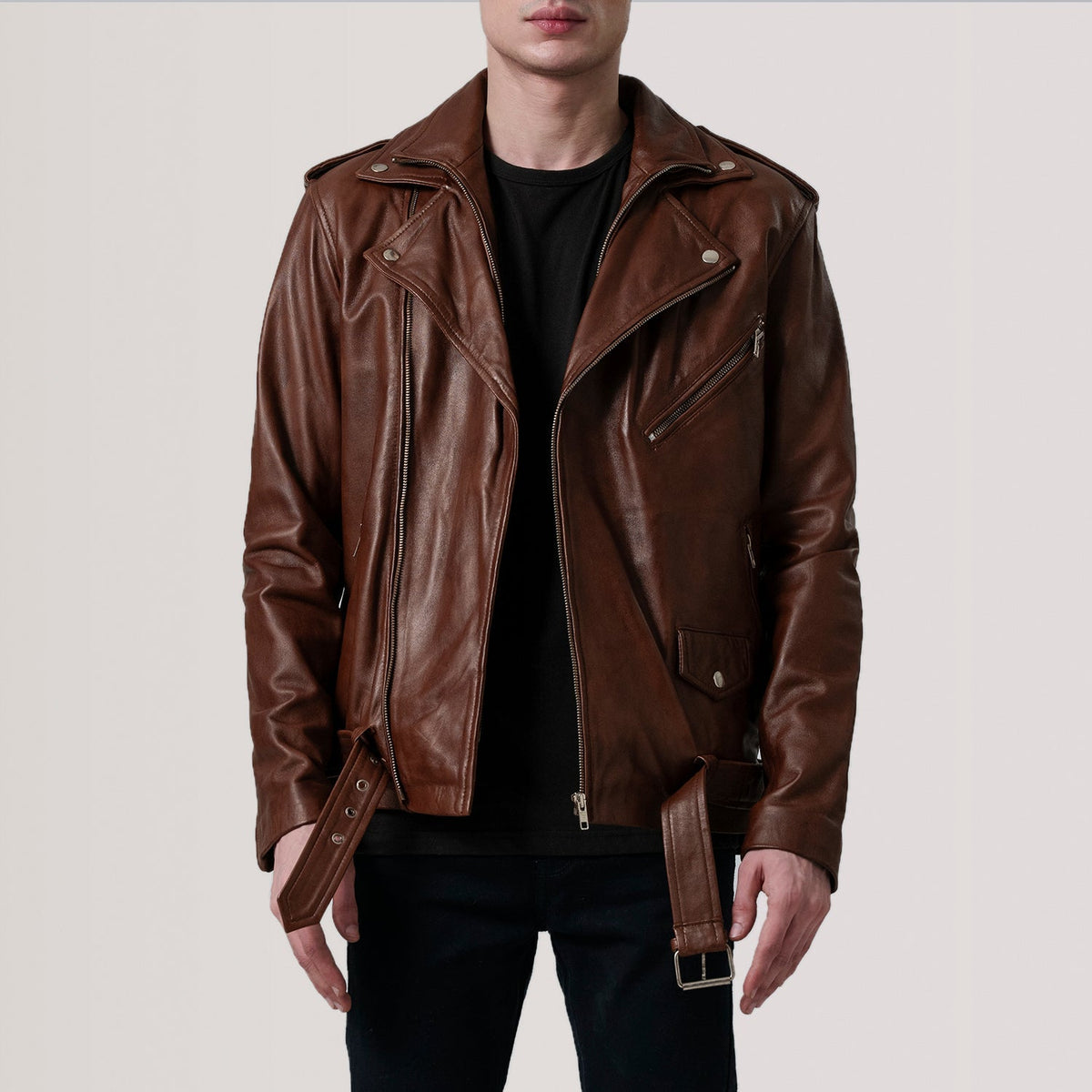 
Kole Waxed Brun Leather Double Rider Læderjakke til Mænd in Distressed Brown Sheepskin Burnished - Forfra med skræddersyet silhuet | Køb online