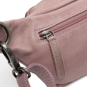Severo Full-Grain Leather Belt Bag til Kvinder - Structured Side Profile Showing Gusset Depth &amp; Expansion Capacity