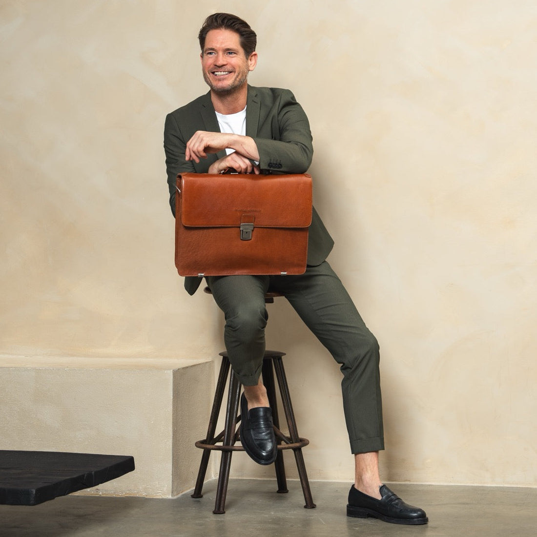 Salvatore Full-Grain Leather Briefcase til Mænd – alternate product view 3