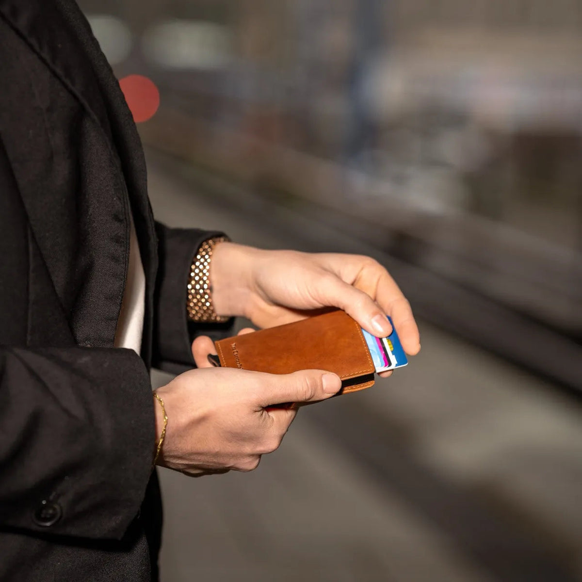 Lagos Full-Grain Leather Card Holder til Kvinder – alternate product view 3