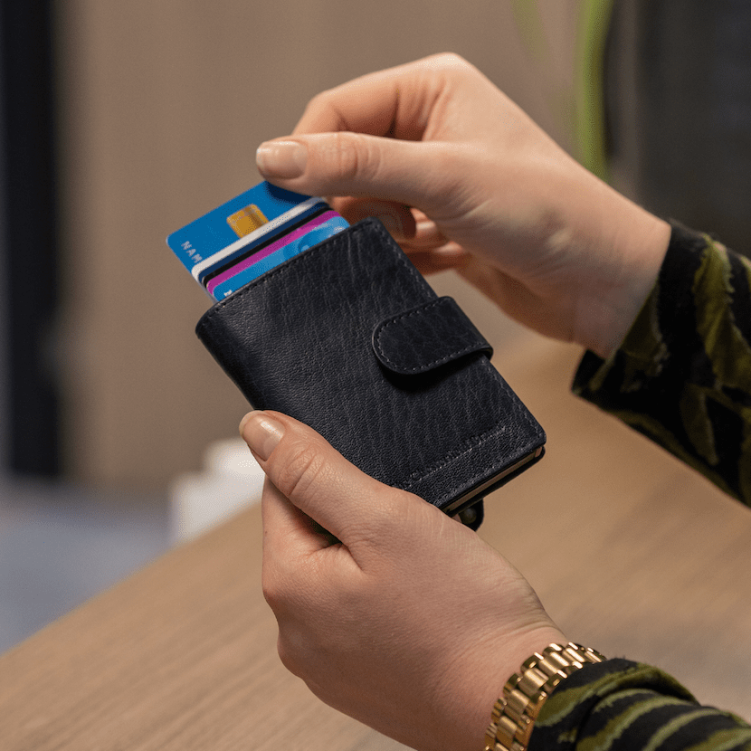 Prague Full-Grain Leather Card Holder til Kvinder – alternate product view 2