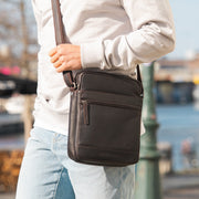 Anzora Full-Grain Leather Crossbody Bag til Mænd – alternate product view 2