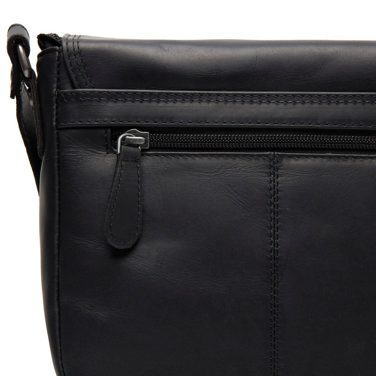 
Indvendig visning Showing Dedicated Padded Laptop Sleeve & Multi-Compartment Organization
