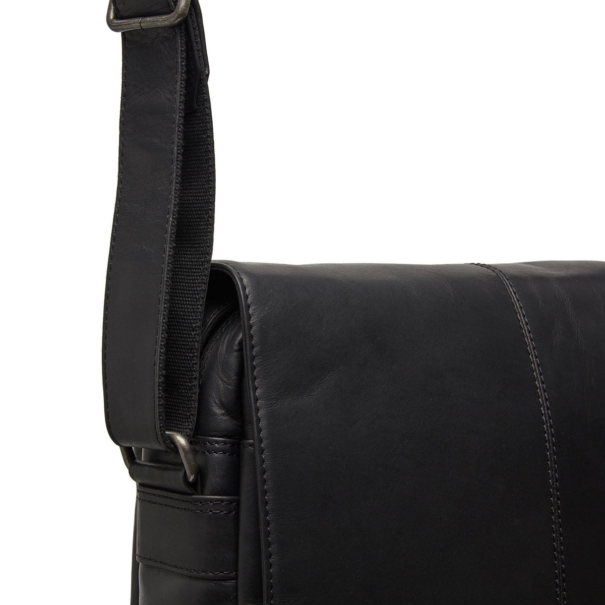 Raphael Full-Grain Leather Crossbody Bag til Mænd - Structured Side Profile Showing Gusset Depth &amp; Expansion Capacity