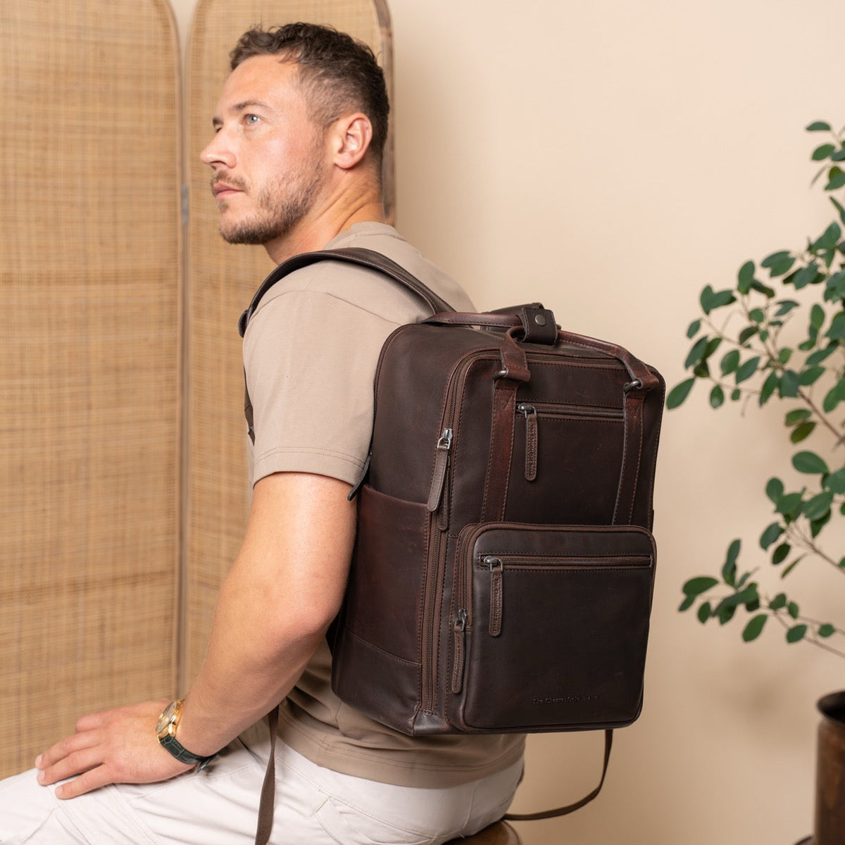 Calden Full-Grain Leather Laptop Backpack til Kvinder – alternate product view 2