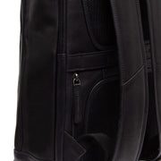 Solid Antique Brass Hardware &amp; Heavy-Duty Dual Zipper Detail on Detroit Full-Grain Leather Laptop Backpack til Kvinder