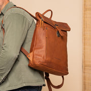 Larsson Full-Grain Leather Laptop Backpack til Kvinder – alternate product view 2