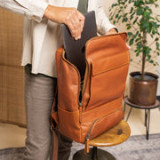 Rich Full-Grain Leather Laptop Backpack til Mænd – alternate product view 3