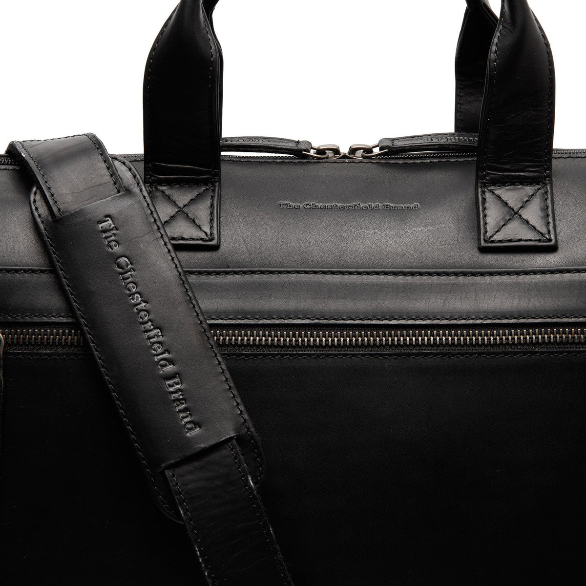 Solid Antique Brass Hardware &amp; Heavy-Duty Dual Zipper Detail on Levanto Full-Grain Leather Laptop Bag til Kvinder