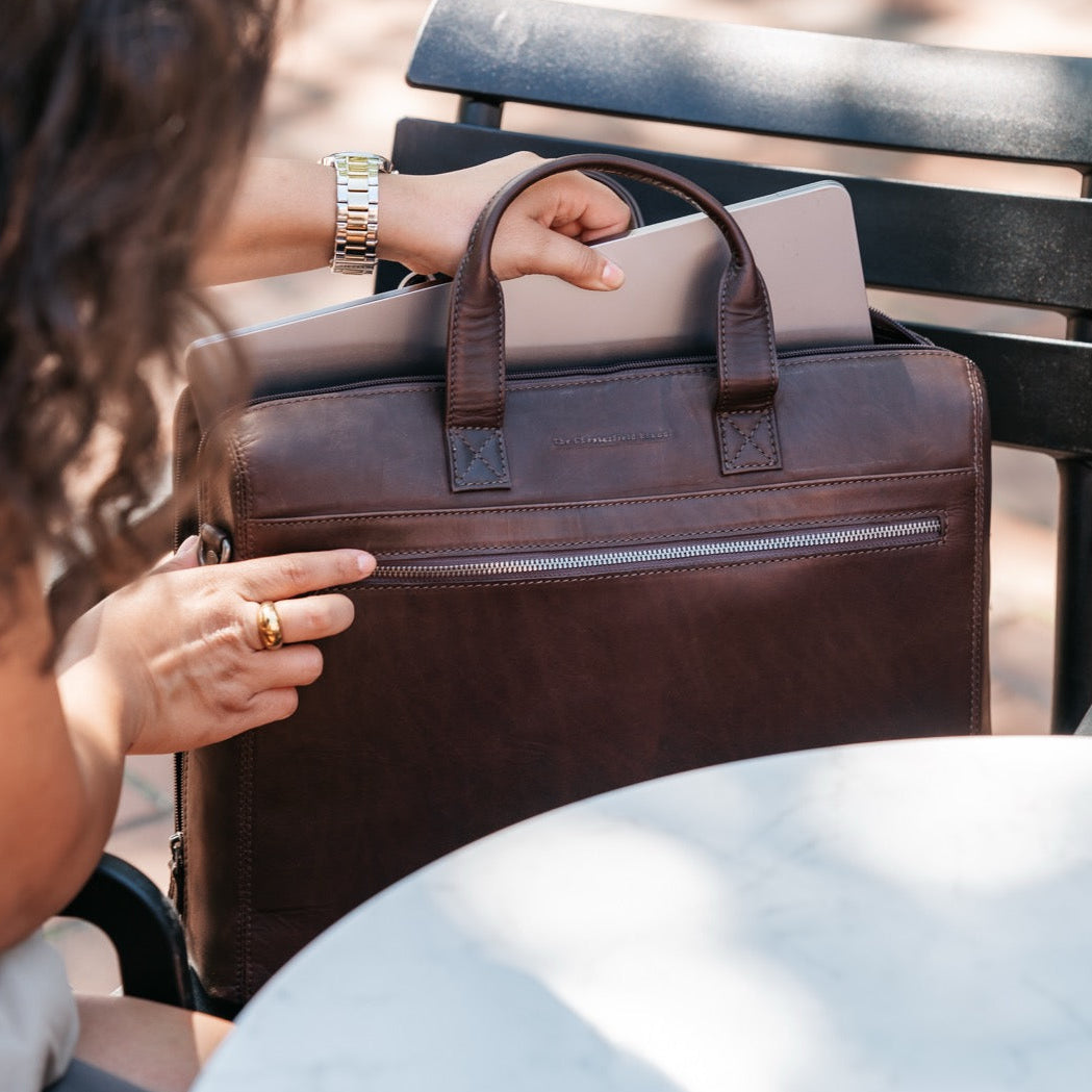 Levanto Full-Grain Leather Laptop Bag til Kvinder – alternate product view 2
