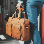 Misha Full-Grain Leather Laptop Bag til Kvinder – alternate product view 2