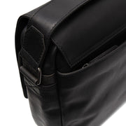 Solid Antique Brass Hardware &amp; Heavy-Duty Dual Zipper Detail on Richard Full-Grain Leather Laptop Bag til Mænd