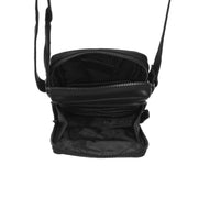 Close-Up Detail of Classic Collar & Heavy-Duty Zipper Hardware on Hamilton Full-Grain Leather Phone Bag