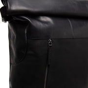 Liverpool Full-Grain Leather Roll-top Backpack til Kvinder - Structured Side Profile Showing Gusset Depth &amp; Expansion Capacity