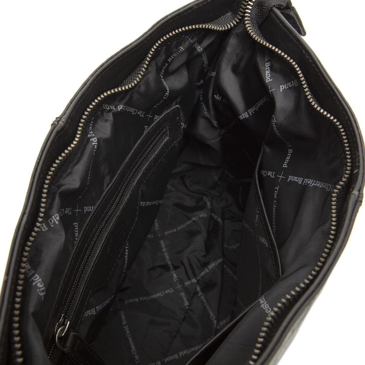 Solid Antique Brass Hardware &amp; Heavy-Duty Dual Zipper Detail on Amelia Full-Grain Leather Shoulder Bag til Kvinder