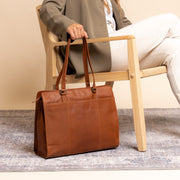 
Fidenza Skuldertaske i læder – alternate product view 3