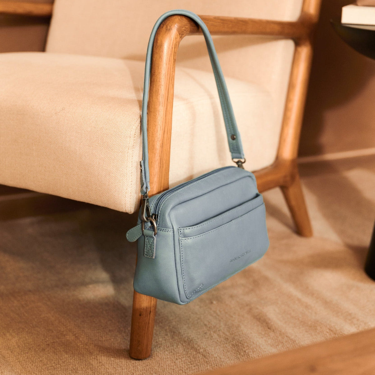 Liora Full-Grain Leather Shoulder Bag til Kvinder – alternate product view 2