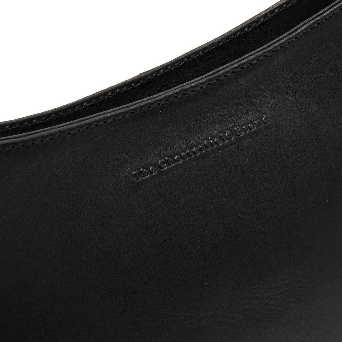 Solid Antique Brass Hardware &amp; Heavy-Duty Dual Zipper Detail on Valentano Full-Grain Leather Shoulder Bag til Kvinder